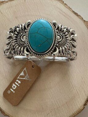 TIPI Western Turquoise Stone Stretch Cuff Bracelet NWT